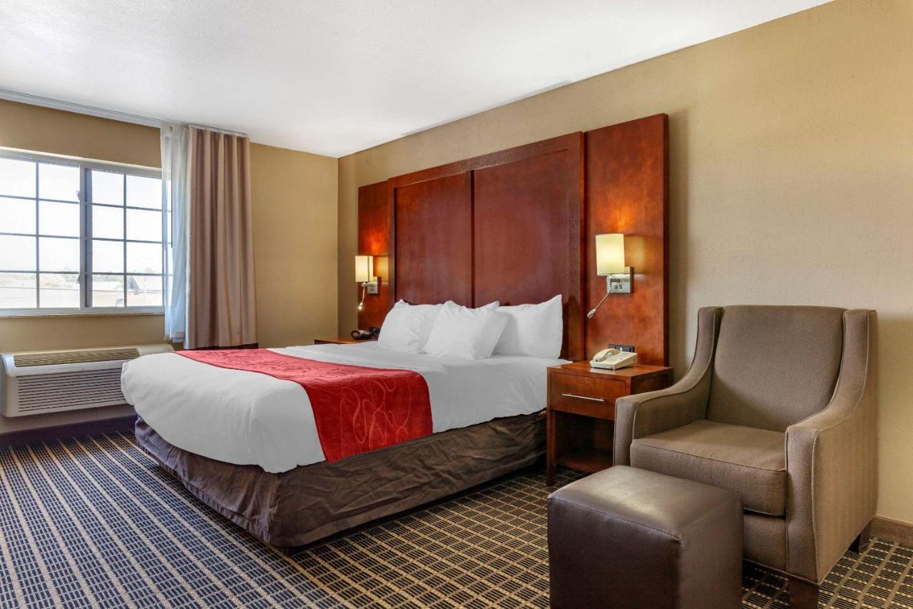 Comfort Suites Delavan - Lake Geneva Area Extérieur photo