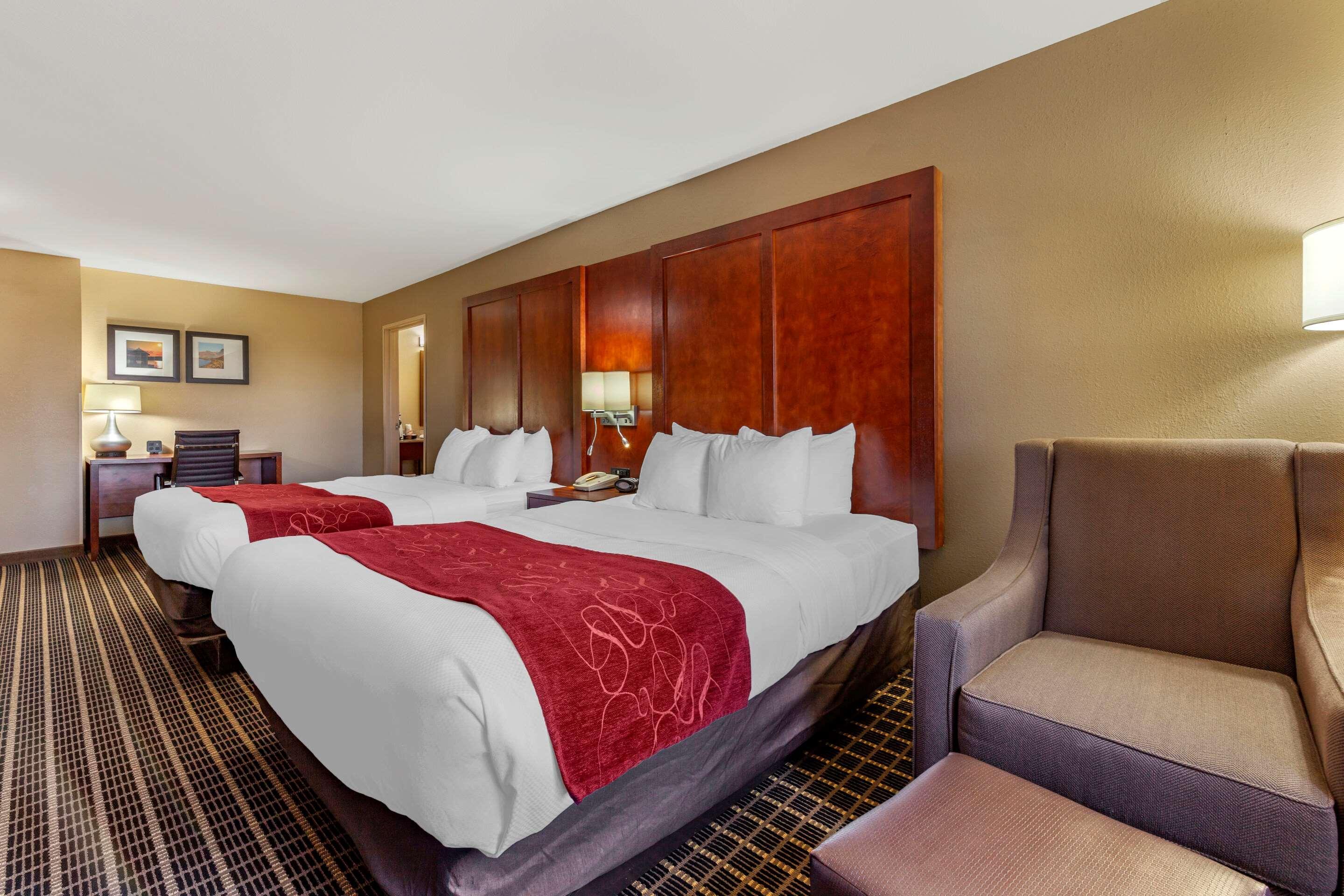 Comfort Suites Delavan - Lake Geneva Area Extérieur photo