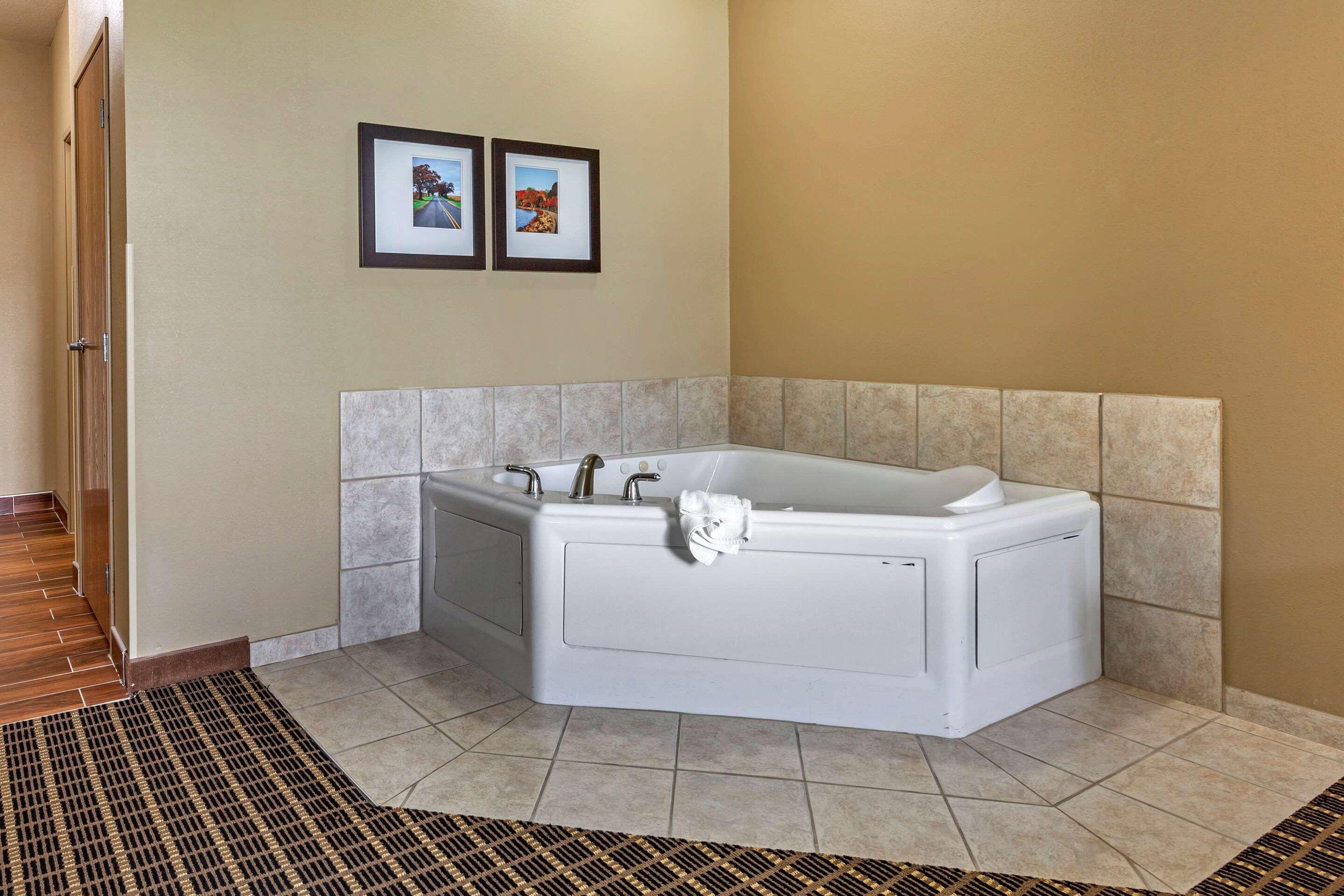 Comfort Suites Delavan - Lake Geneva Area Extérieur photo