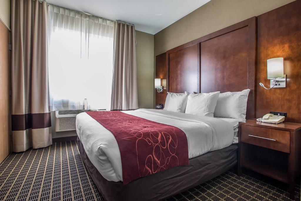 Comfort Suites Delavan - Lake Geneva Area Extérieur photo