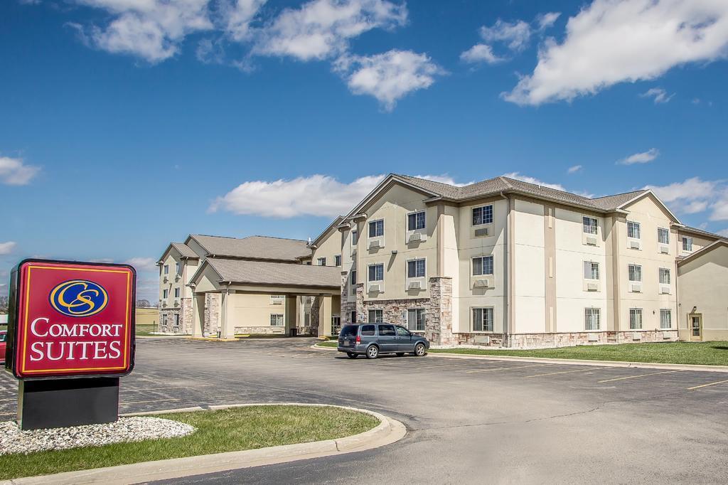 Comfort Suites Delavan - Lake Geneva Area Extérieur photo