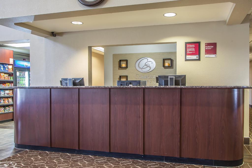 Comfort Suites Delavan - Lake Geneva Area Extérieur photo