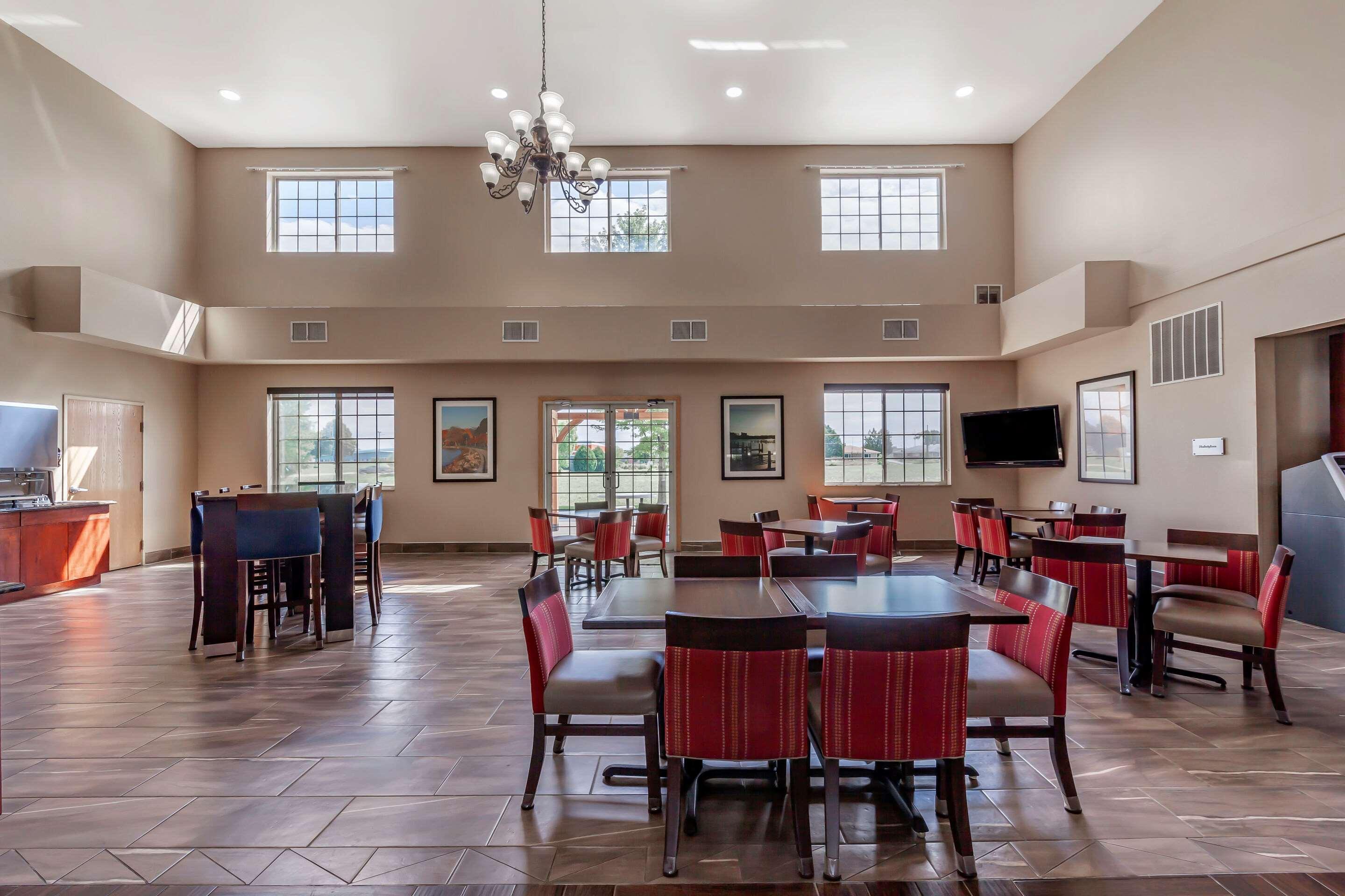 Comfort Suites Delavan - Lake Geneva Area Extérieur photo